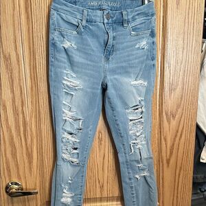 American Eagle Outfitters Women's Light Blue Ripped Skinny Jeans size 4